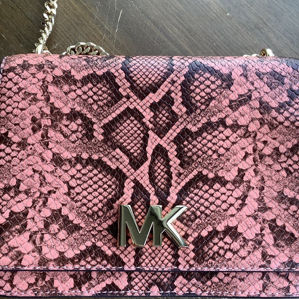 Michael Kors leather shoulder bag